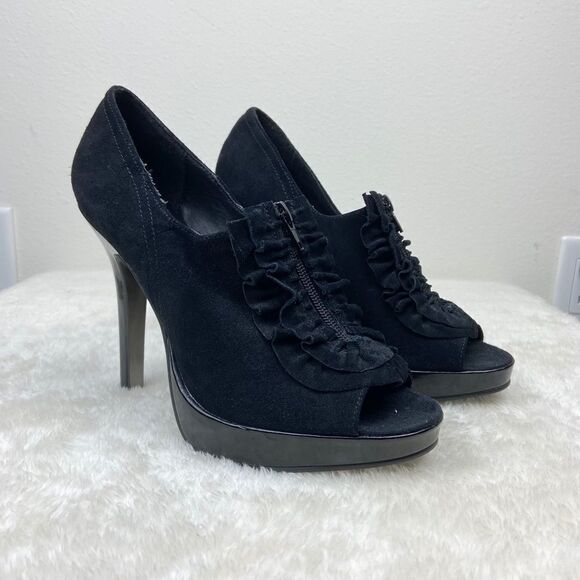 Steve Madden P-Daizy Platforms - Picture 1 of 6